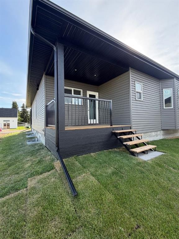 114 Alberta Street, Kingman, AB - Outdoor With Deck Patio Veranda With Exterior