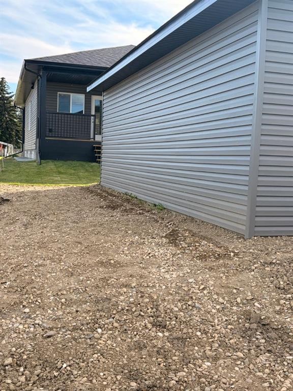 114 Alberta Street, Kingman, AB - Outdoor