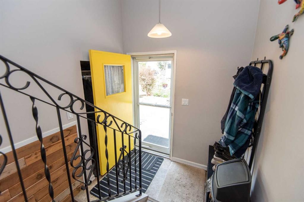 4606 51 Avenue, Bentley, AB - Indoor Photo Showing Other Room