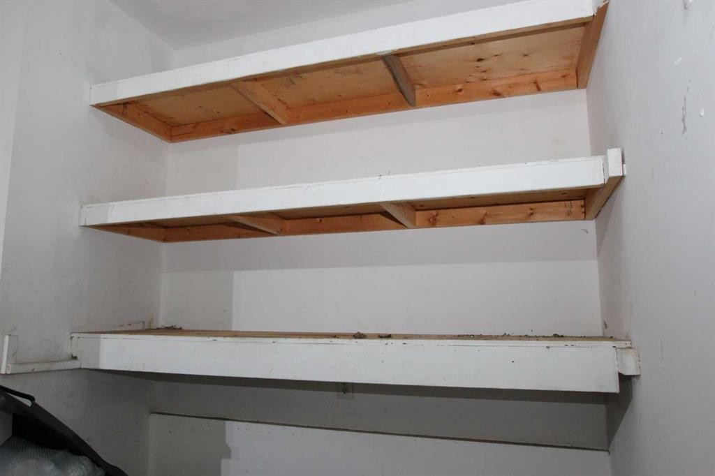 52-73 Addington Drive, Red Deer, AB - Indoor Photo Showing Other Room
