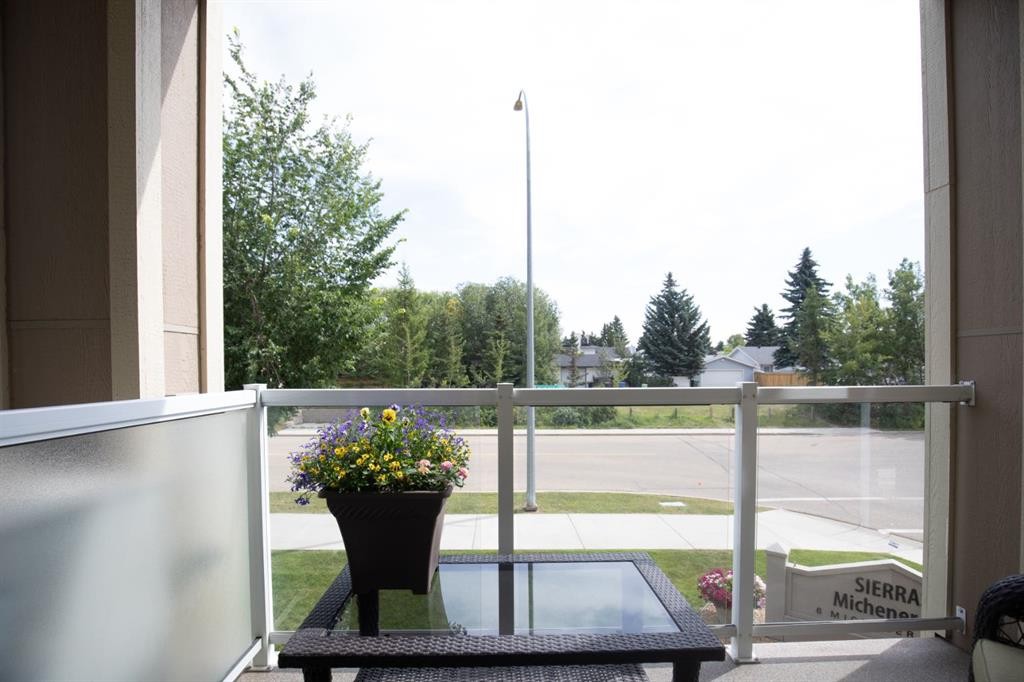 226-6 Michener Boulevard, Red Deer, AB - Outdoor With Exterior