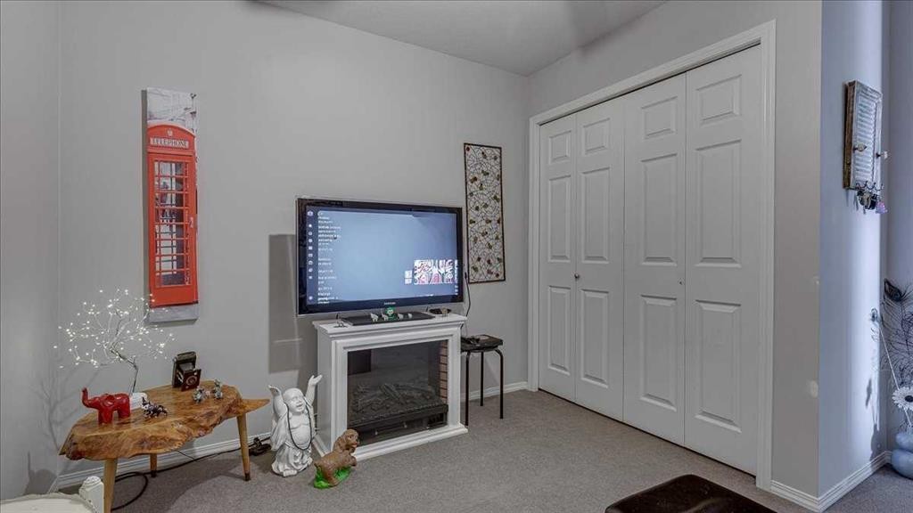 410-3 Broadway Rise, Sylvan Lake, AB - Indoor