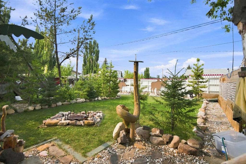 4310 54 Avenue, Olds, AB - Outdoor