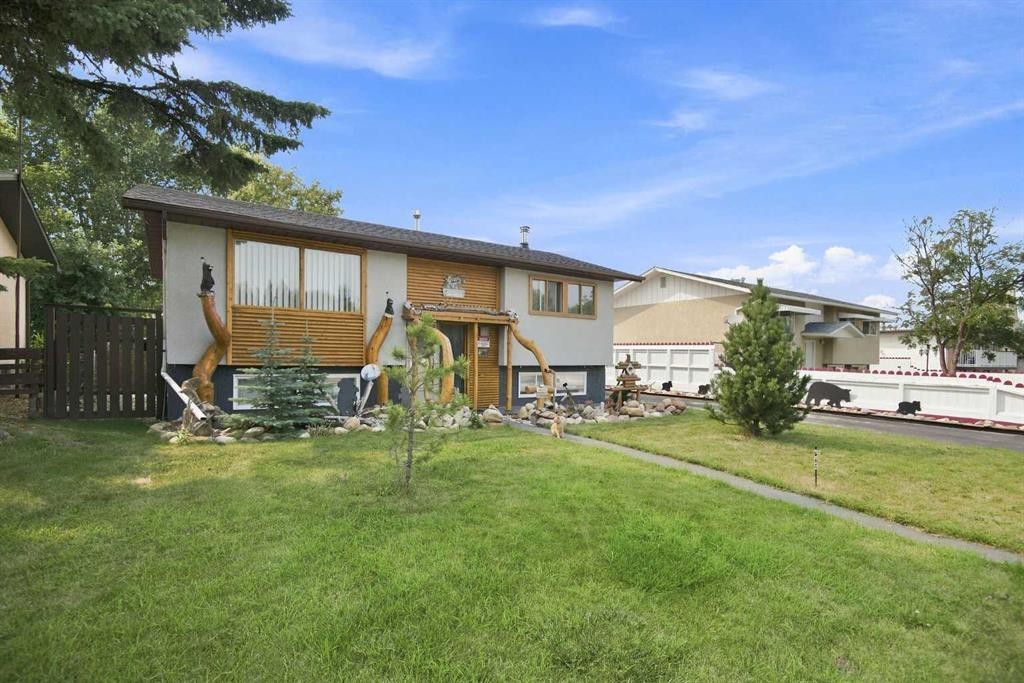 4310 54 Avenue, Olds, AB - Outdoor