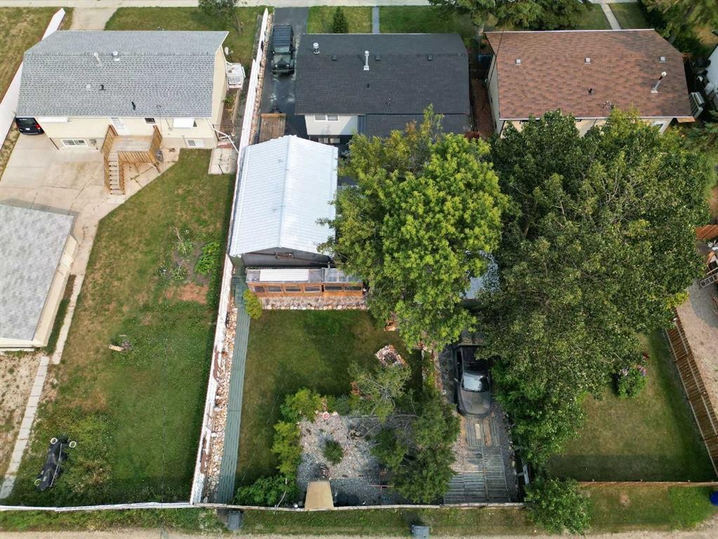 4310 54 Avenue, Olds, AB - Outdoor
