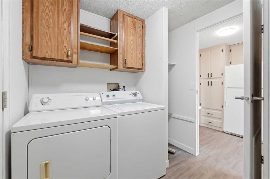 6960 63 Avenue, Red Deer, AB