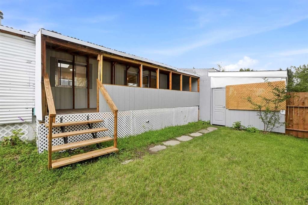 6960 63 Avenue, Red Deer, AB