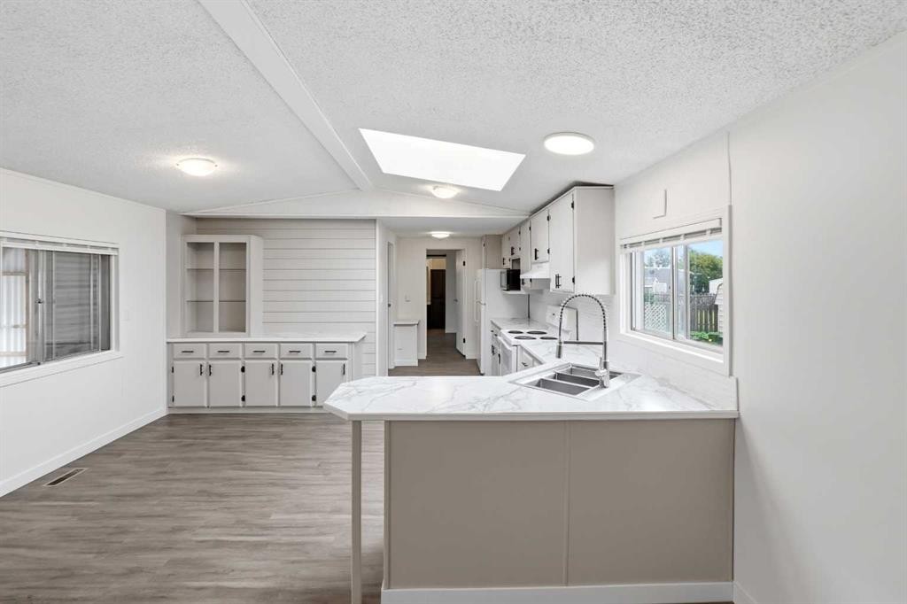 6960 63 Avenue, Red Deer, AB