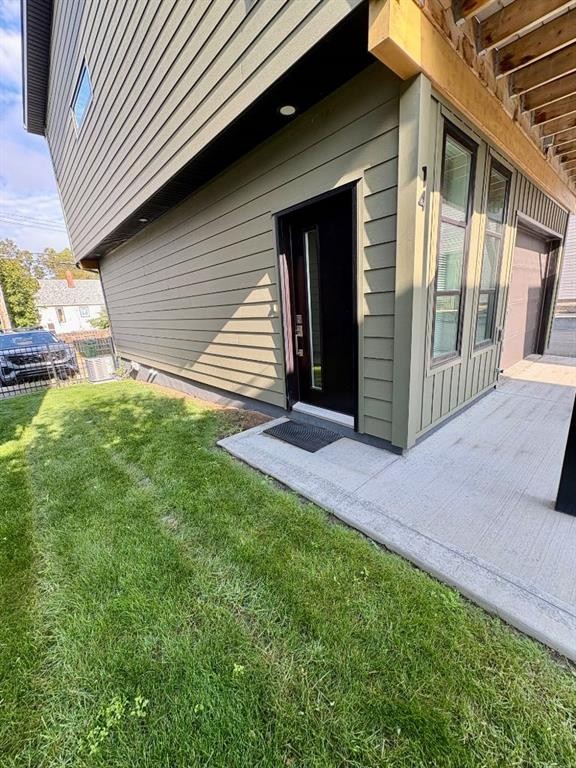 14-5110 48A Avenue, Camrose, AB - Outdoor With Exterior