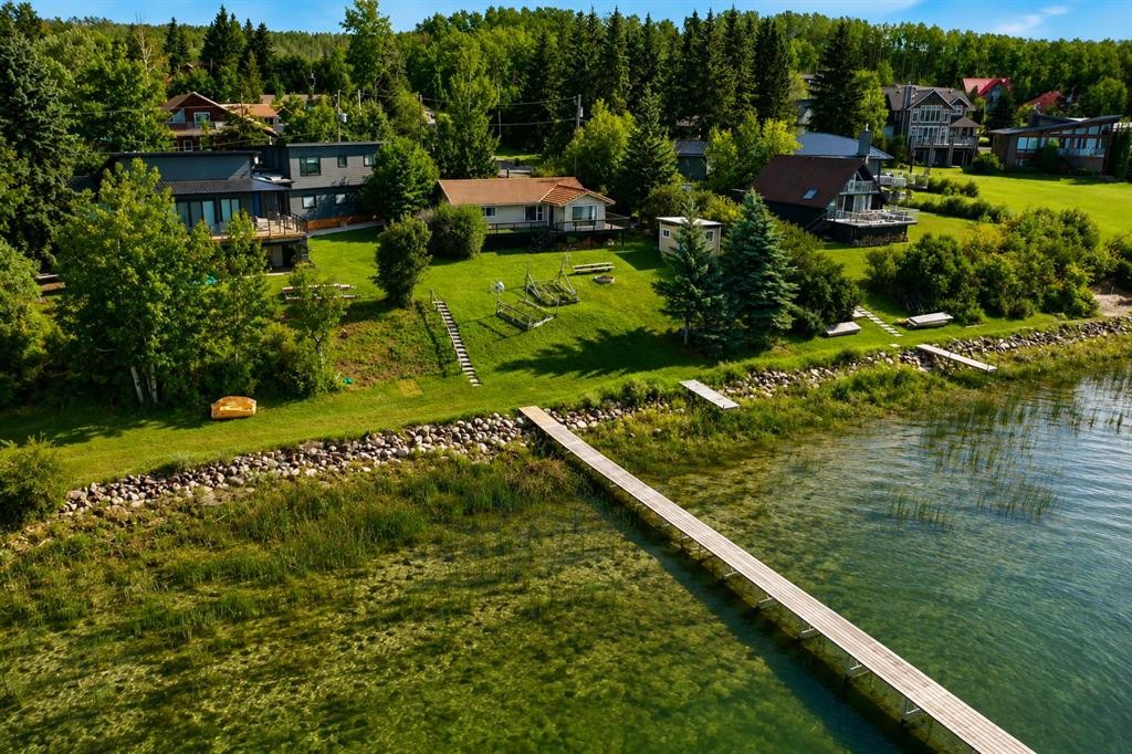 745 Elk Street, Sunbreaker Cove, AB