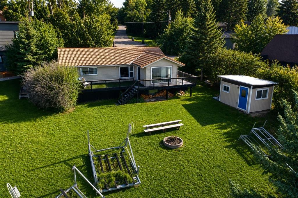 745 Elk Street, Sunbreaker Cove, AB