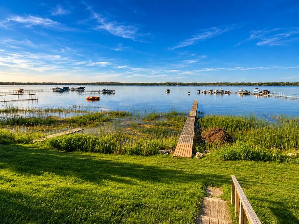745 Elk Street, Sunbreaker Cove, AB