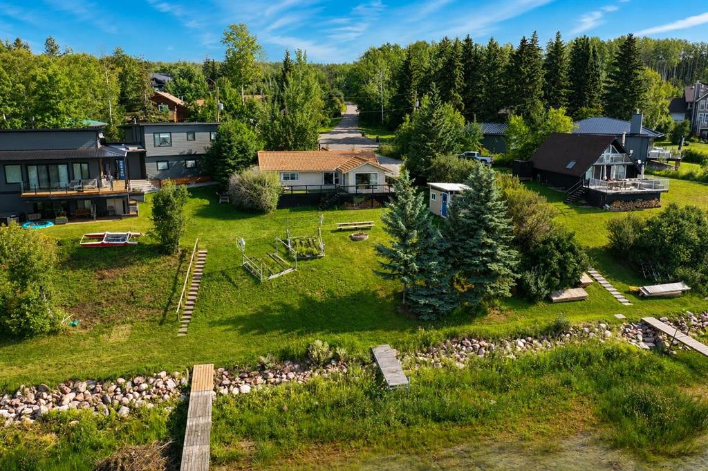745 Elk Street, Sunbreaker Cove, AB