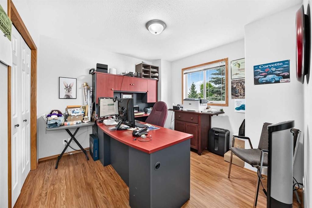 78 Drummond Avenue, Red Deer, AB - Indoor Photo Showing Office