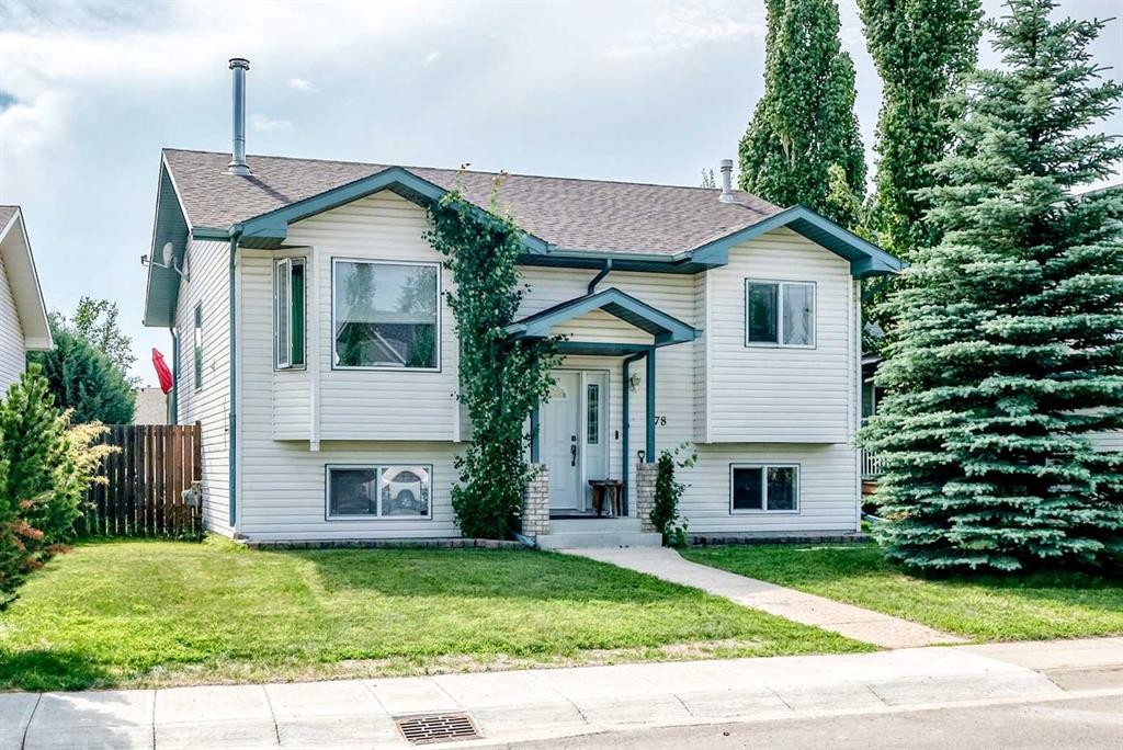 78 Drummond Avenue, Red Deer, AB - Outdoor With Facade
