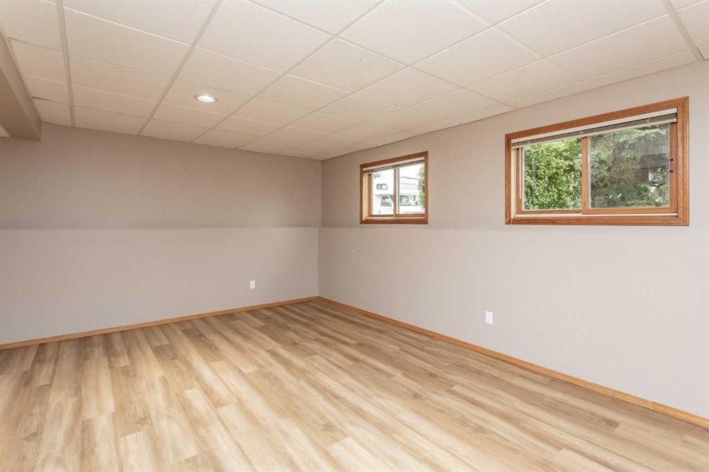 22 Bruns Crescent, Lacombe, AB - Indoor Photo Showing Other Room