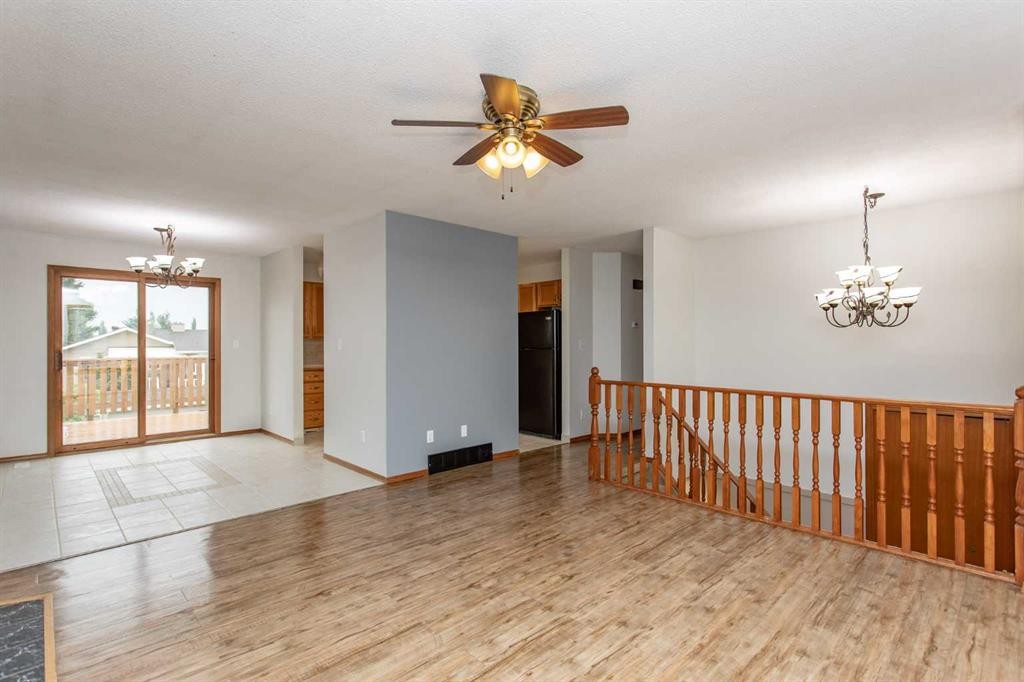 22 Bruns Crescent, Lacombe, AB - Indoor Photo Showing Other Room