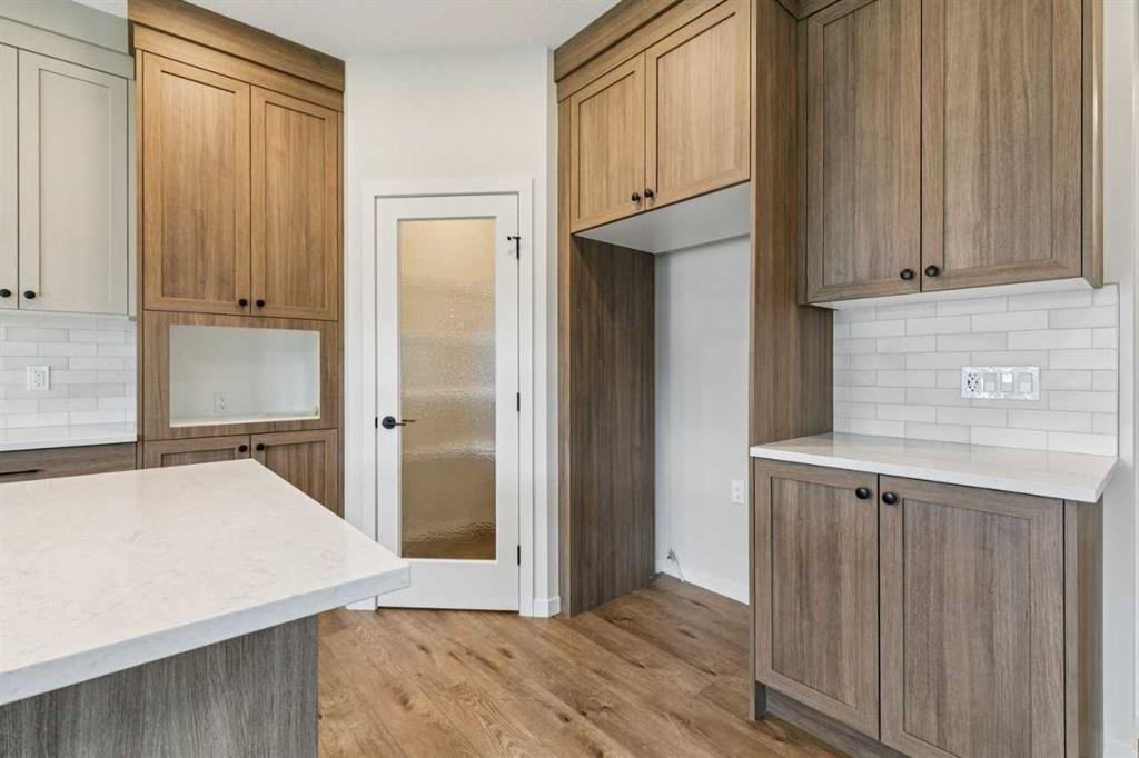 660 Clearwater Heath, Chestermere, AB - Indoor Photo Showing Kitchen