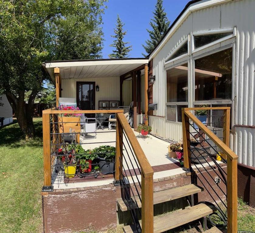 65 Parkside Drive, Red Deer, AB