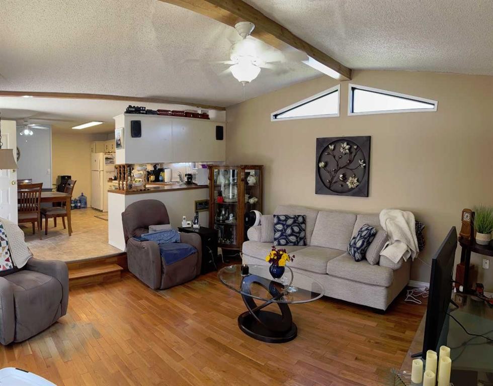 65 Parkside Drive, Red Deer, AB