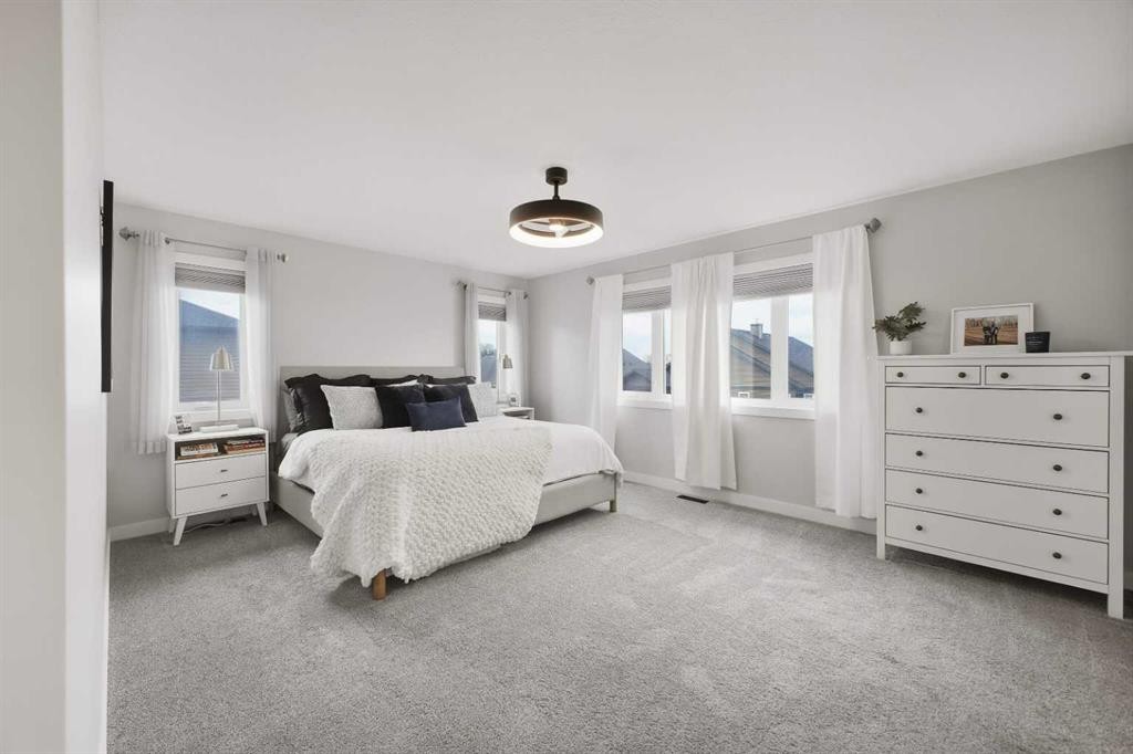 10 Viceroy Crescent, Olds, AB - Indoor Photo Showing Bedroom