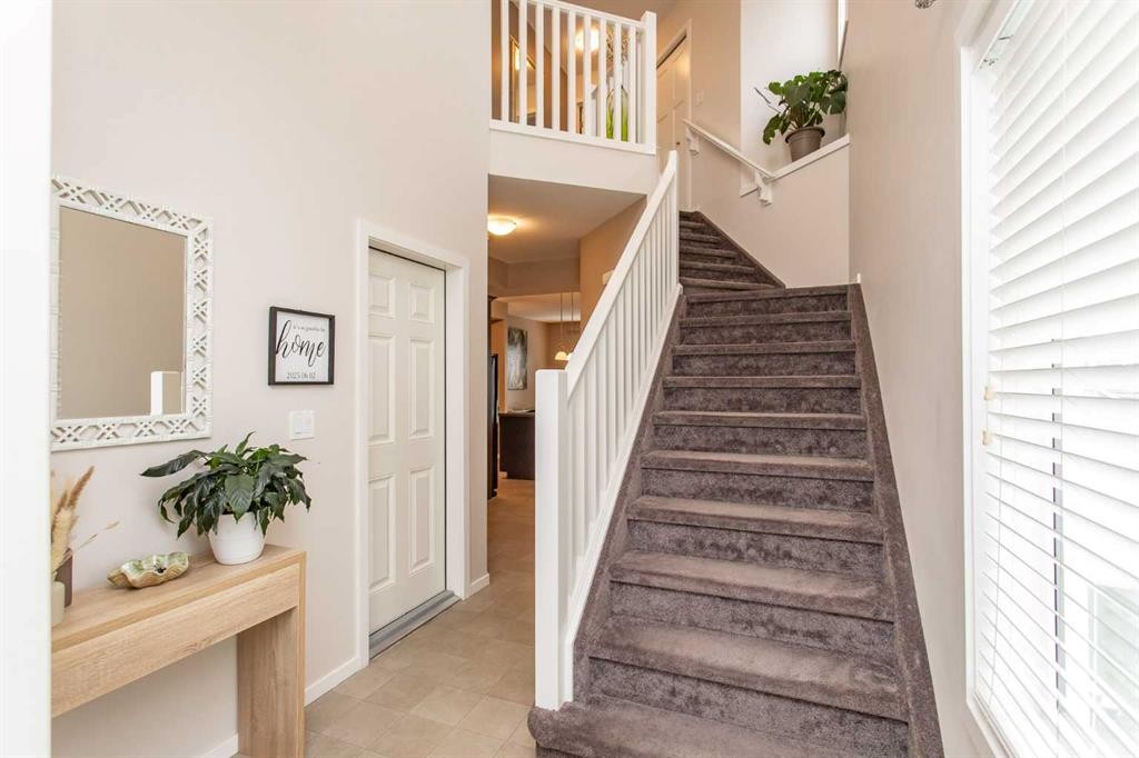 5 Tallman Close, Red Deer, AB - Indoor Photo Showing Other Room