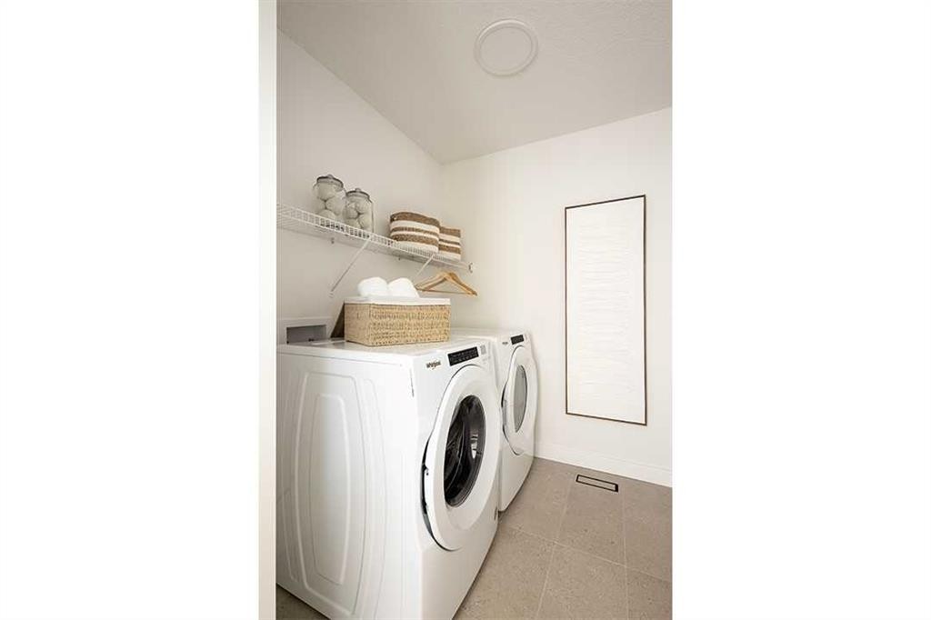 59 Annette Green Nw, Calgary, AB - Indoor Photo Showing Laundry Room