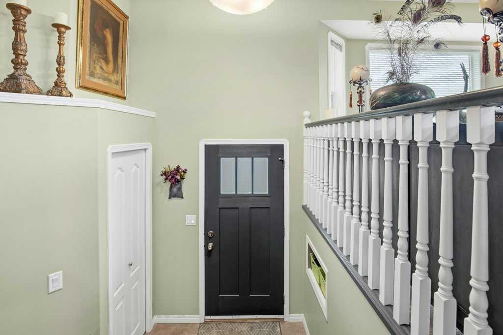 10 Hansen Close, Sylvan Lake, AB - Indoor Photo Showing Other Room