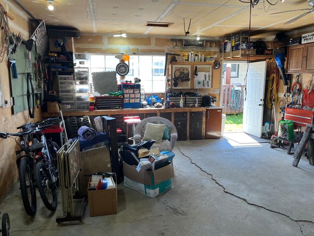 5512 45 Avenue, Drayton Valley, AB - Indoor