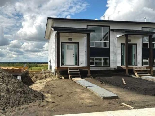210 Athens Road  Blackfalds, AB T4M 0Y6