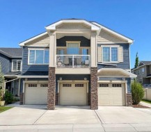 33 Gair Close Red Deer, AB T4P 2P9