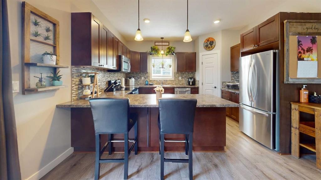 10 Destini Drive, White Sands, AB - Indoor Photo Showing Other Room
