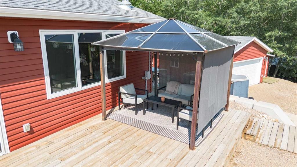 10 Destini Drive, White Sands, AB - Outdoor With Deck Patio Veranda With Exterior