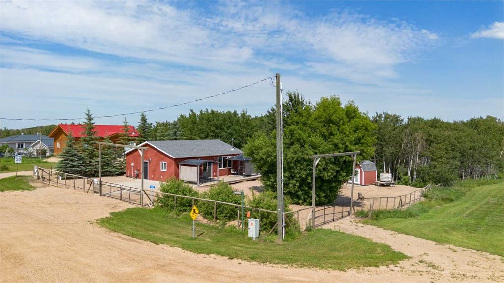 10 Destini Drive, White Sands, AB - Outdoor