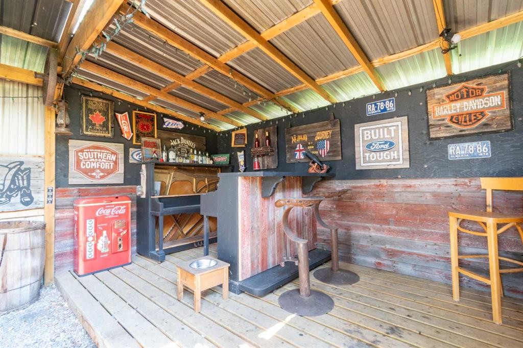 10 Destini Drive, White Sands, AB - Indoor Photo Showing Other Room