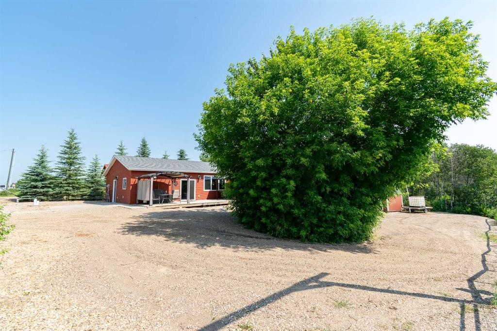 10 Destini Drive, White Sands, AB - Outdoor