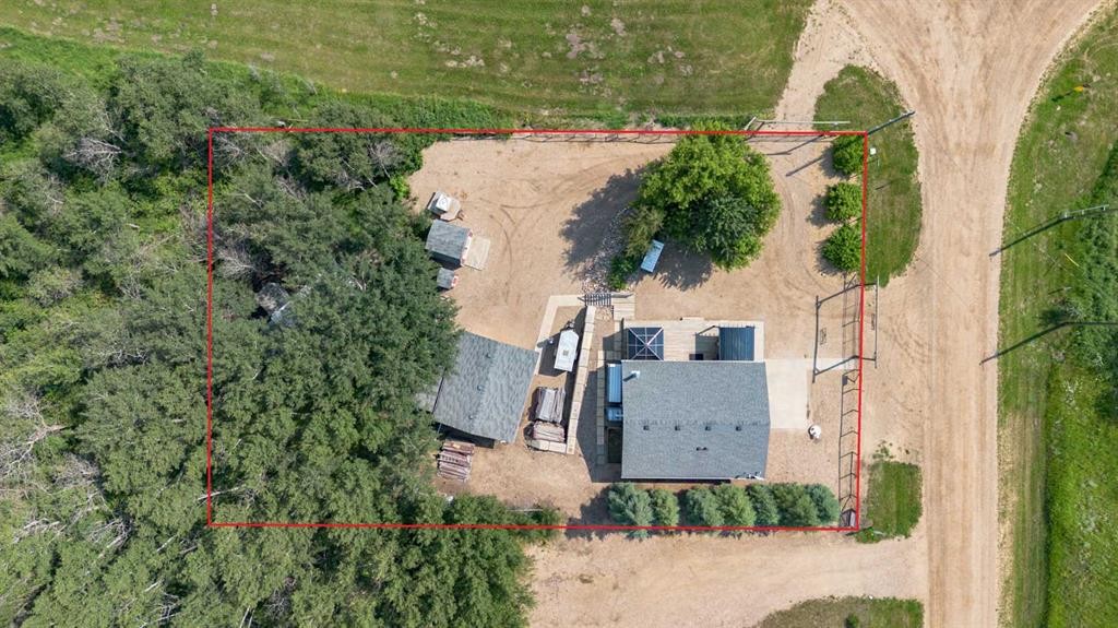 10 Destini Drive, White Sands, AB - Outdoor