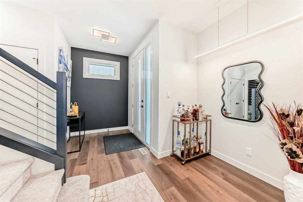 153 Emerald Drive, Red Deer, AB - Indoor Photo Showing Other Room