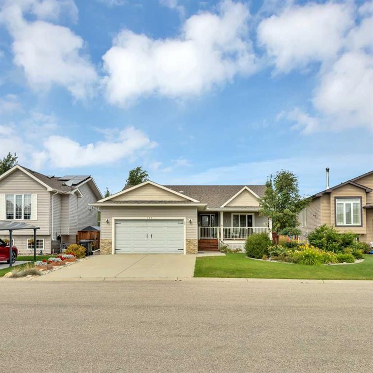 128 12 Ave Ne, Sundre, AB - Outdoor With Facade