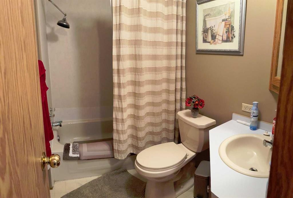63 Parkside Drive, Red Deer, AB