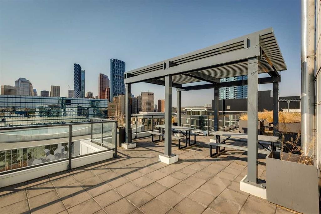 503-450 8 Avenue Se, Calgary, AB - Outdoor