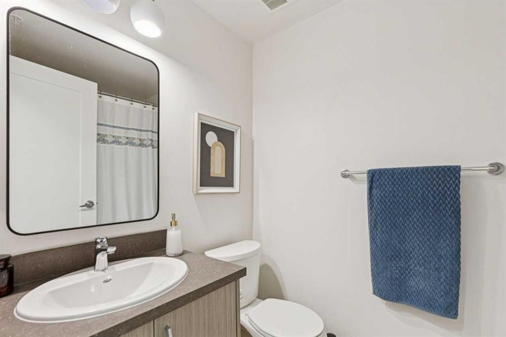 503-450 8 Avenue Se, Calgary, AB - Indoor Photo Showing Bathroom