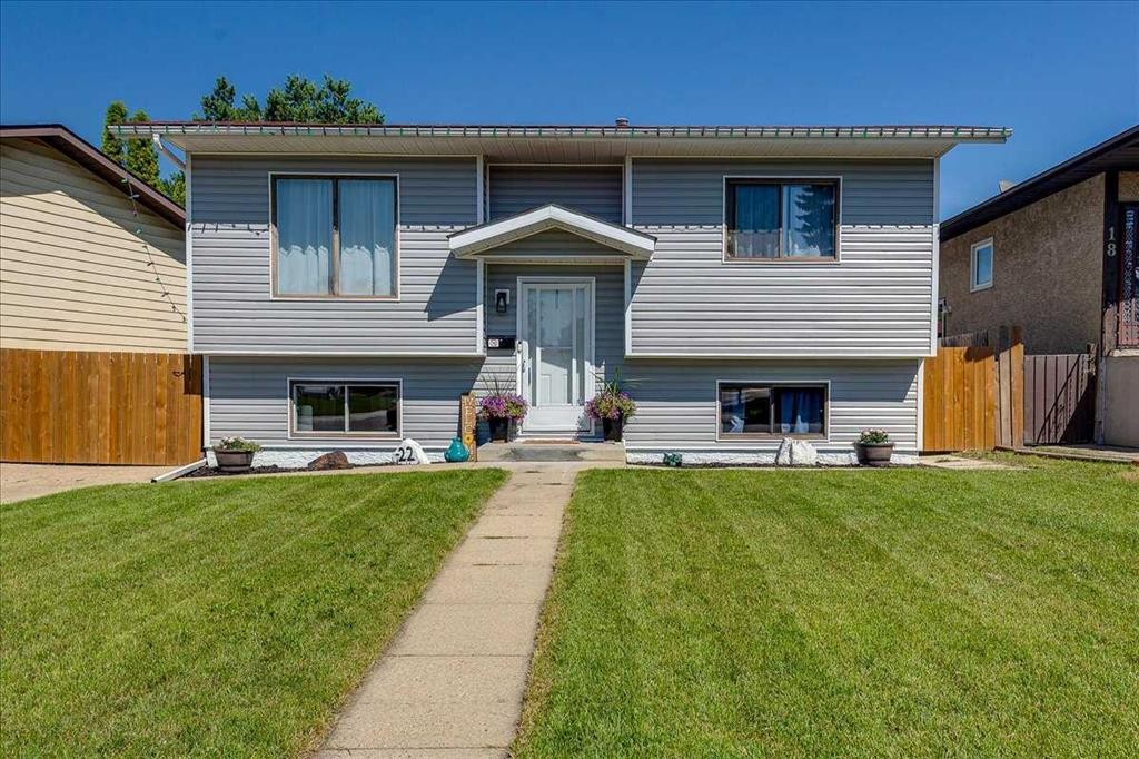 22 Greenham Drive, Red Deer, AB - Outdoor