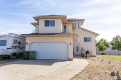 6603 55 Avenue Camrose, AB T4V 4E4