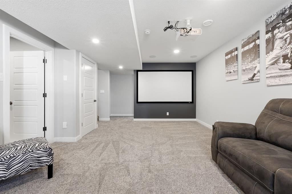 206 Truant Crescent, Red Deer, AB - Indoor Photo Showing Other Room