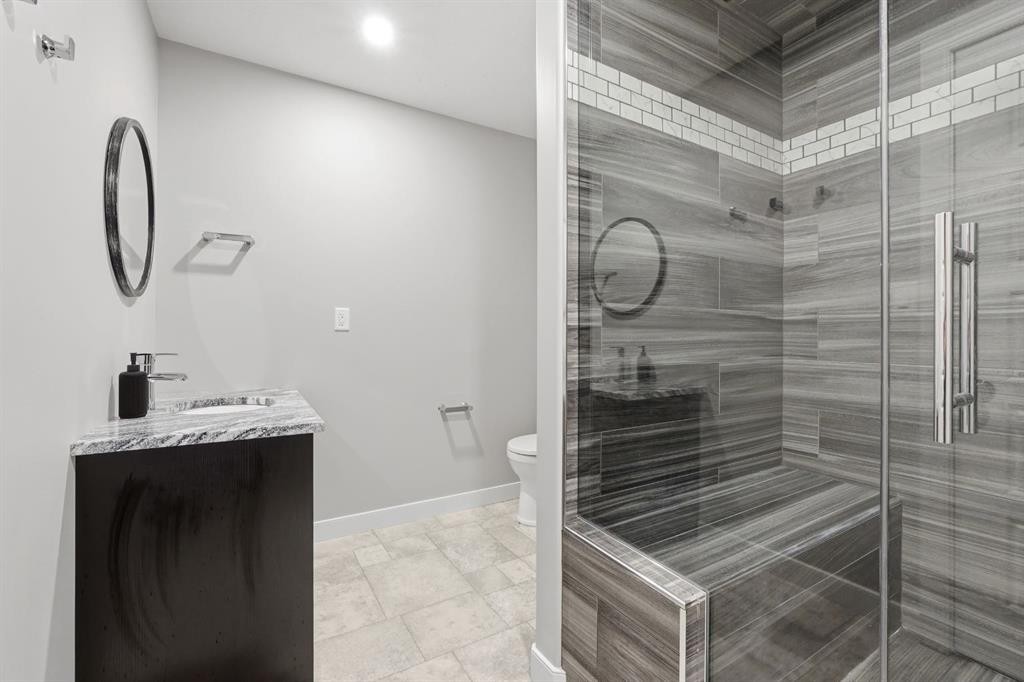 206 Truant Crescent, Red Deer, AB - Indoor Photo Showing Bathroom