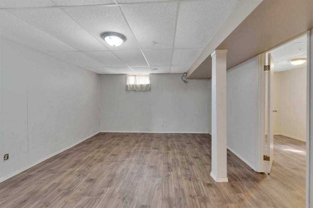 1 Forest Close, Red Deer, AB - Indoor