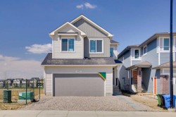 462 Bighorn Avenue SWCalgary, AB T2Y 1C8
