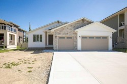 4975 60 Avenue Innisfail, AB T4G 0N6