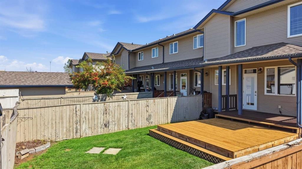34 Kanten Close, Red Deer, AB - Outdoor With Deck Patio Veranda